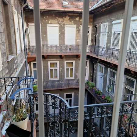 Peaceful Tribe Residence Budapeşte Dış mekan fotoğraf
